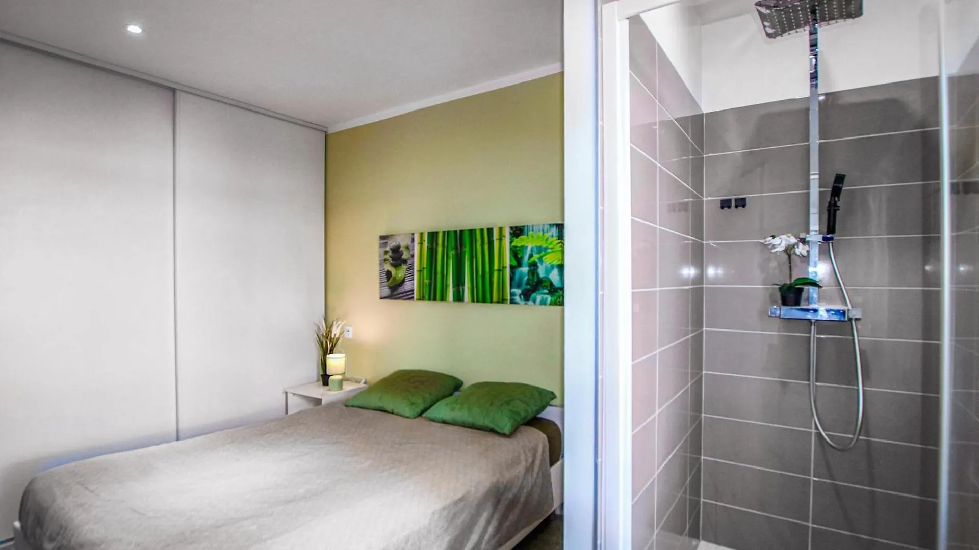 Nice Home In Morieres Les Avignon With Wifi Morieres-les-Avignon